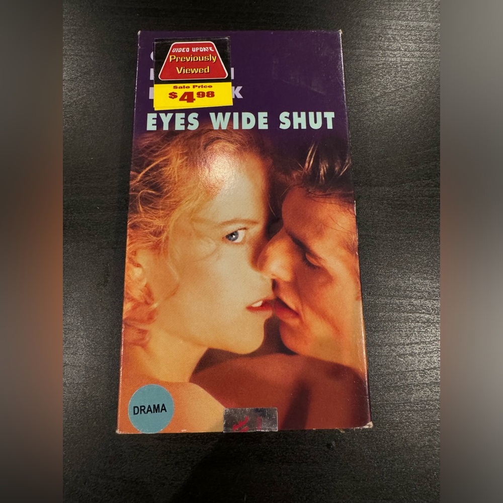 Eyes Wide Shut VHS